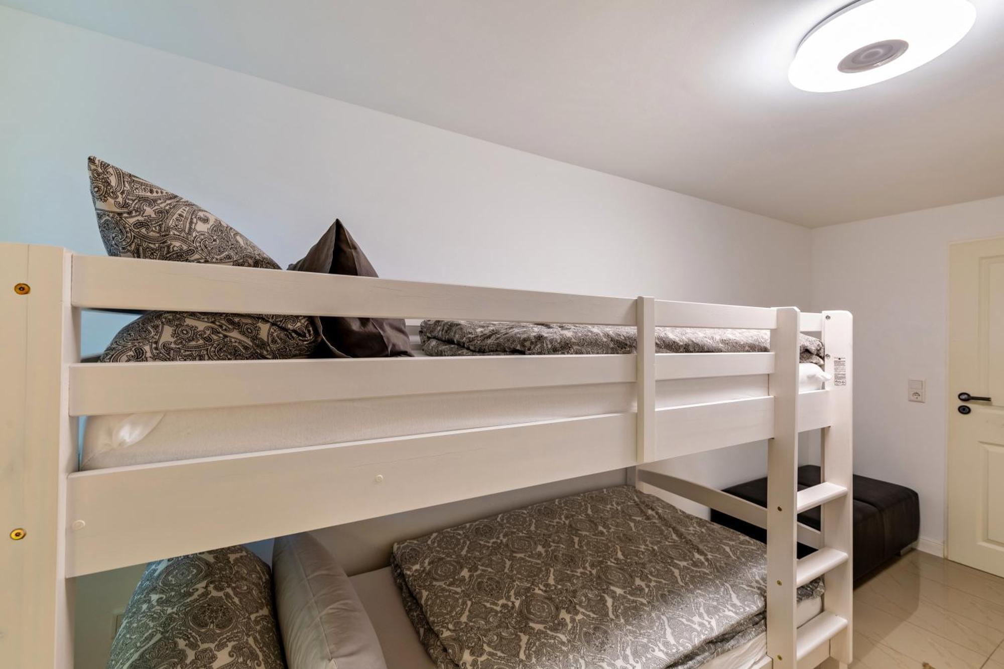 Zuhause 2 Apartment Düsseldorf